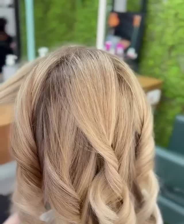 Escova modelada — acabamento Dondô