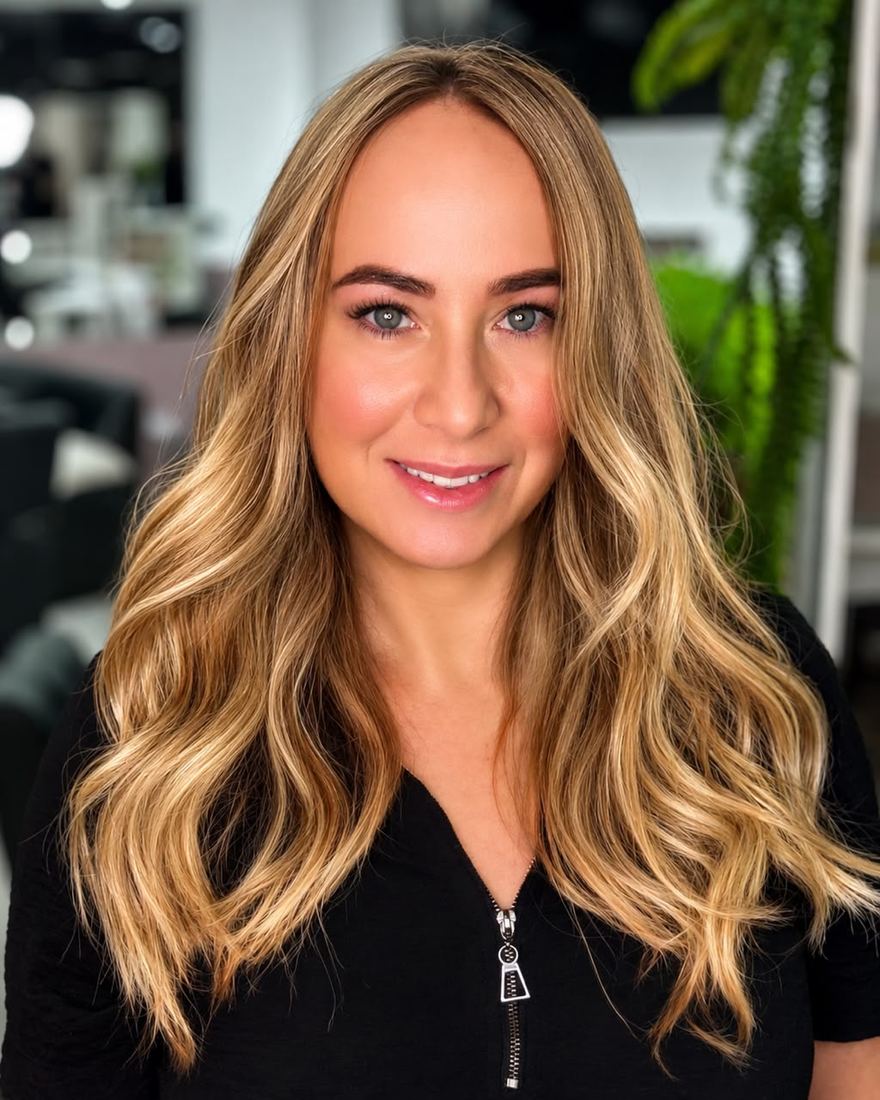 Mechas loiras Dondô